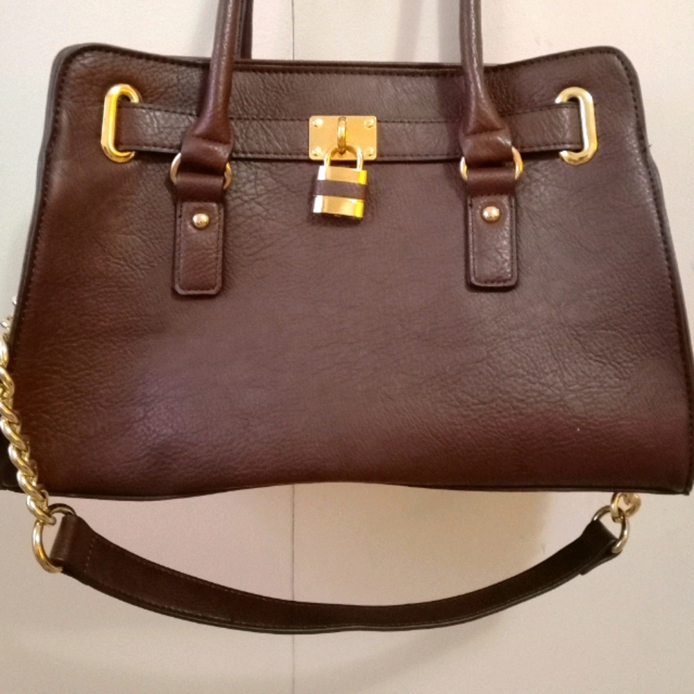 Charming Charlie handbag